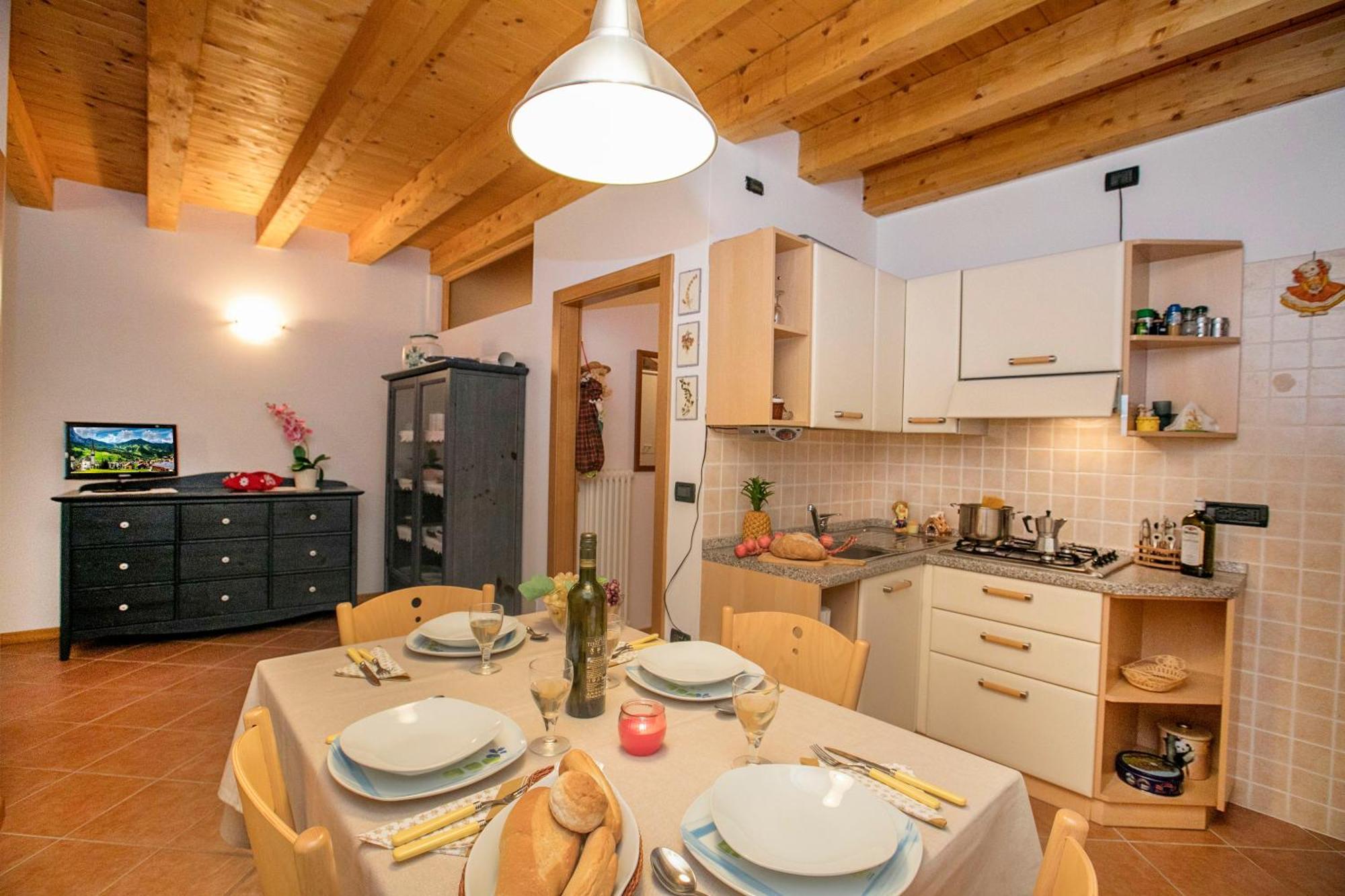 Appartamento Centro Storico Riva - Happy Rentals エクステリア 写真